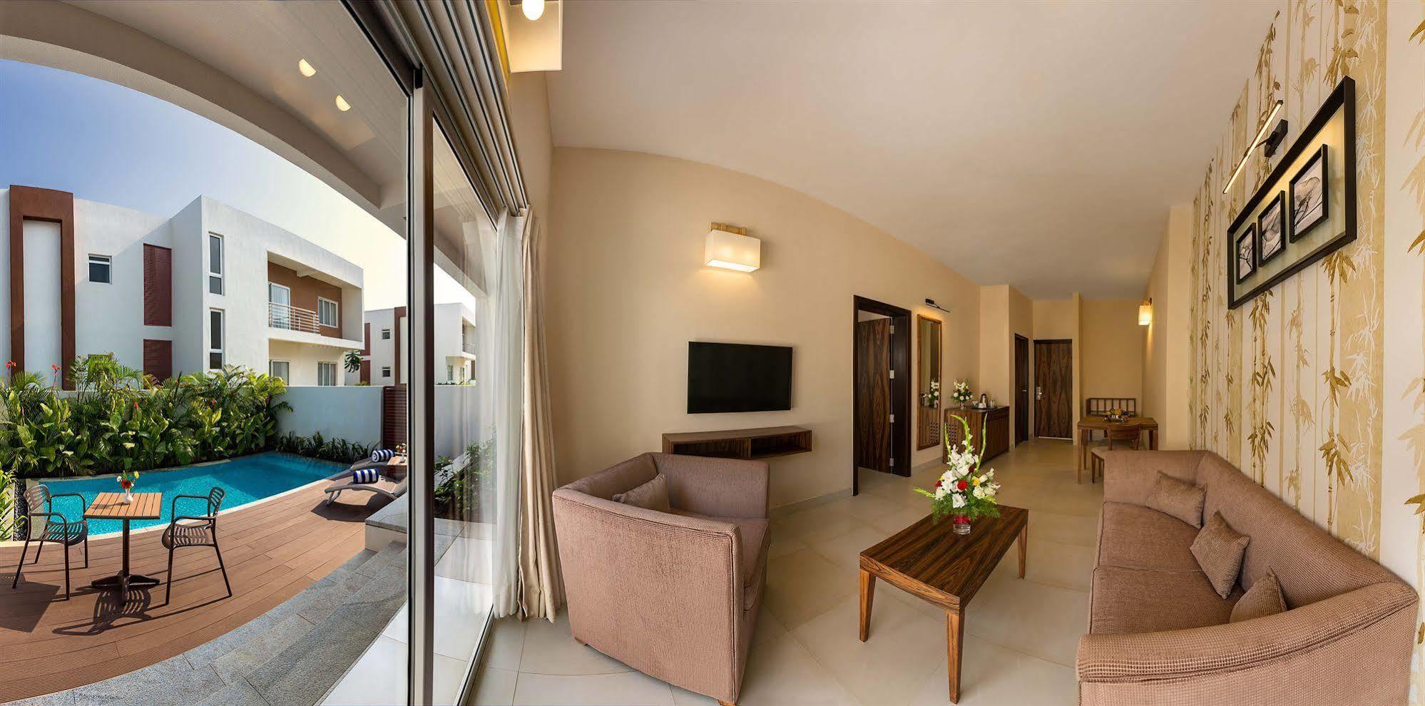 Confluence Banquets And Resort Mahabalipuram Exterior photo